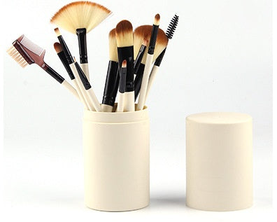 Essential 12pc Makeup Brush Collection in use